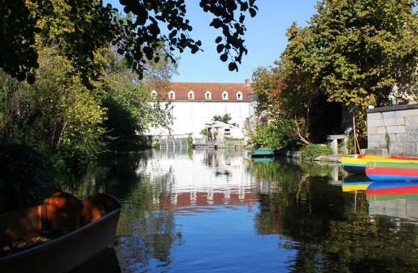 Le Moulin De Bassac Bed & Breakfast Exterior photo