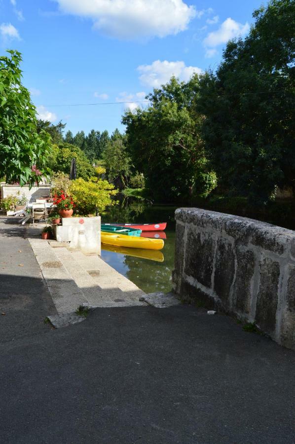 Le Moulin De Bassac Bed & Breakfast Exterior photo